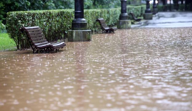 El parque de Cataluña, inundado. 