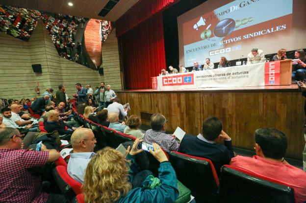Asamblea de delegados de CC OO celebrada en Avilés. 