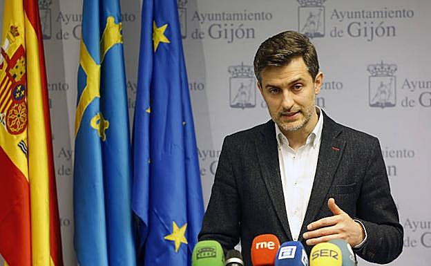 El portavoz del PSOE, José María Pérez.