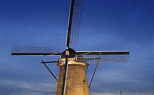 Uno de los tradicionales molinos de los Países Bajos.