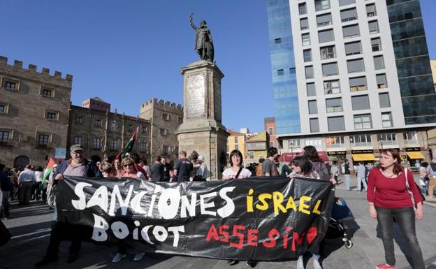 Imagen. Un momento de la manifestación.