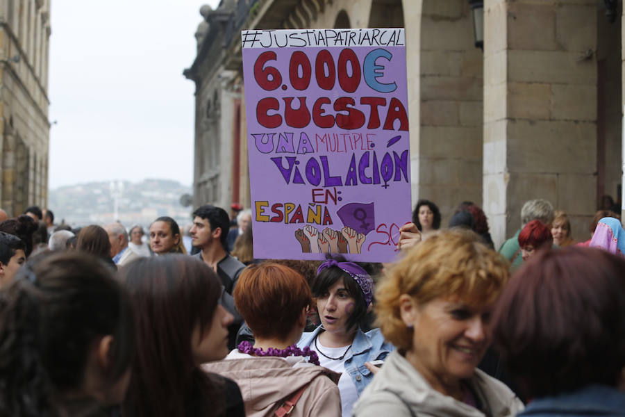 Fotos: Gijón toma la calle contra la libertad provisional