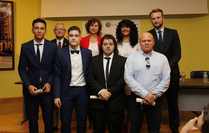 Fotos: Despedida a los alumnos del centro gijonés de FP de Hostelería y Turismo