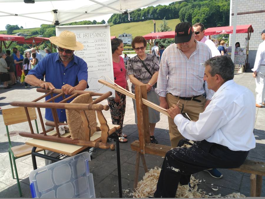 Fotos: XIII Domingo de Mercado en Boal