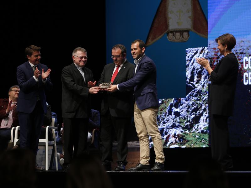 La asociación reunió en Gijón a lo más granado de la hostelería asturiana en una gala cargada de mensajes hacia el Principado