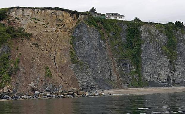 Impresionante argayu en la Colina del Cuervo. 