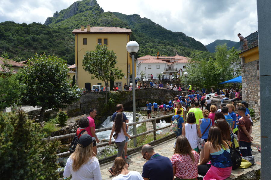 El duelo deportivo que enfrenta a leoneses y somedanos finalizó con la victoria leonesa en la séptima edición de una prueba donde prima el buen ambiente