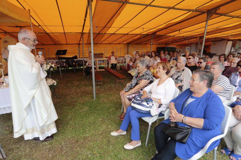 Los barrios y parroquias de la ciudad valoran la gran afluencia de pública a las celebraciones del fin de semana.