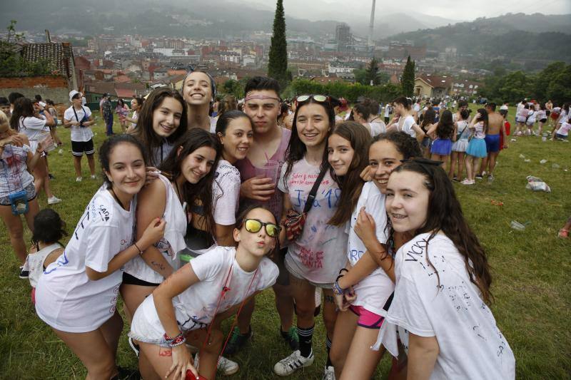 Cientos de romeros cumplieron con la tradición anual y disfrutaron de una intensa jornada festiva en Castandiello