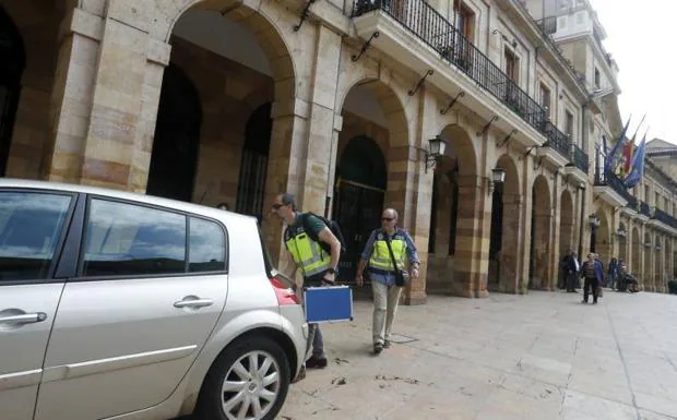 Operación Enredadera | El Ayuntamiento de Oviedo evaluará si mantiene la confianza en el jefe de la Policía tras la investigación