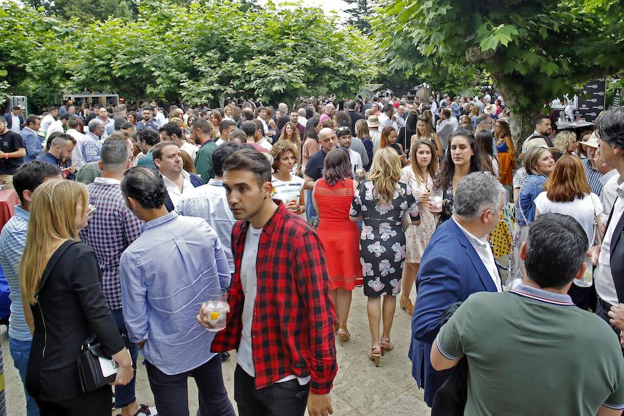 Un año más se celebra en Gijón la degustación de ginebras más importante del norte de España, organizada por el EL COMERCIO y Gustatio