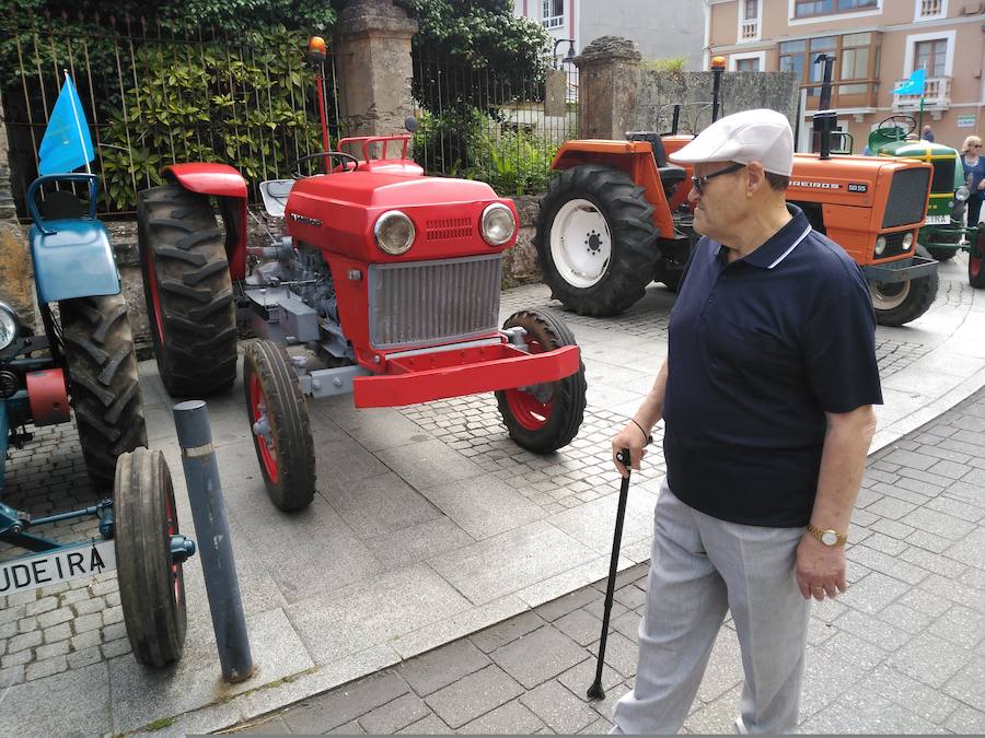 La capital del concejo de El Franco acoge este fin de semana una nueva edición de Artenatur, un certamen dedicado a los recursos naturales, el turismo y la cultura en el que se dan cita grandes y pequeños. 
