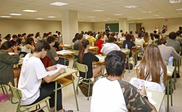 El 63,57% de los estudiantes supera la EBAU de julio