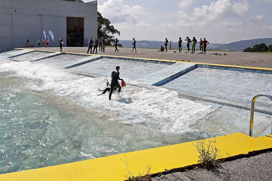 Fotos: Pruebas de acceso para la tripulación de helicóptero de Salvamento Marítimo