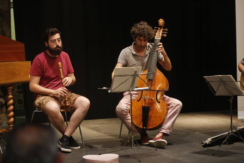 El Antiguo Instituto de Gijón acoge un concierto de cuatro artistas destinado a personas con capacidades diversas.