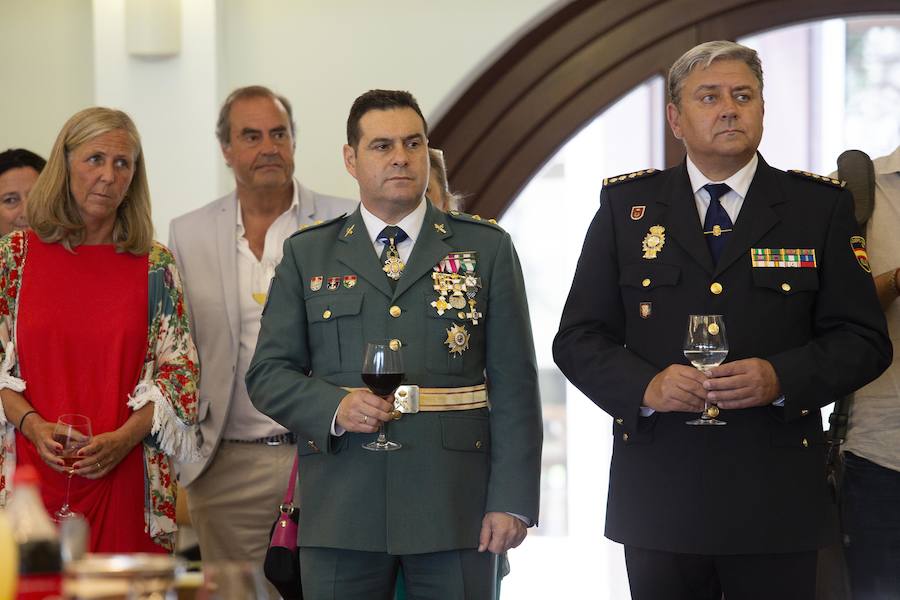 Los actos consisitieron en una ofrenda floral con motivo de la celebración de El Carmen y un brindis con autoridades en la Club Astur de Regatas