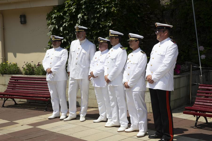 Los actos consisitieron en una ofrenda floral con motivo de la celebración de El Carmen y un brindis con autoridades en la Club Astur de Regatas