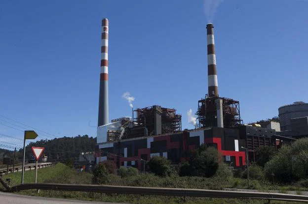 La central térmica de Aboño, de EdP, produjo el año pasado el 42% de la electricidad generada en Asturias. 