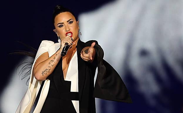 Demi Lovato hospitalizada por una sobredosis de drogas