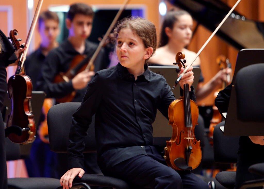 La Sala Sinfónica del Auditorio Príncipe Felipe de Oviedo acogió este sábado el concierto de clausura de esta edición