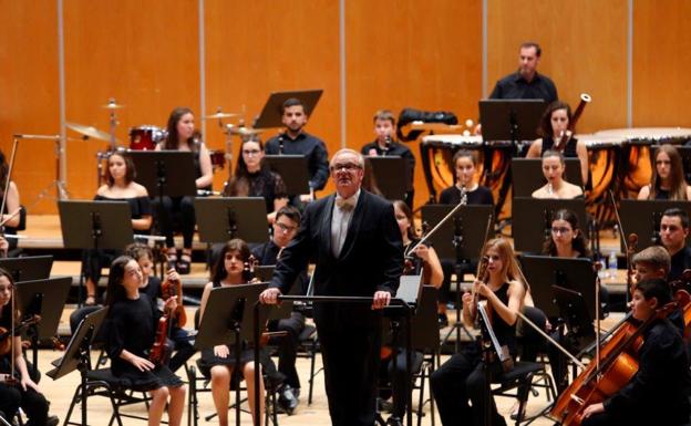 Alumnos de la Escuela Internacional de Música de la FundaciónPrincesa, durante el concierto. 