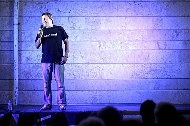 El fallecido Juan Carlos Córdoba, en una actuación en Avilés. 