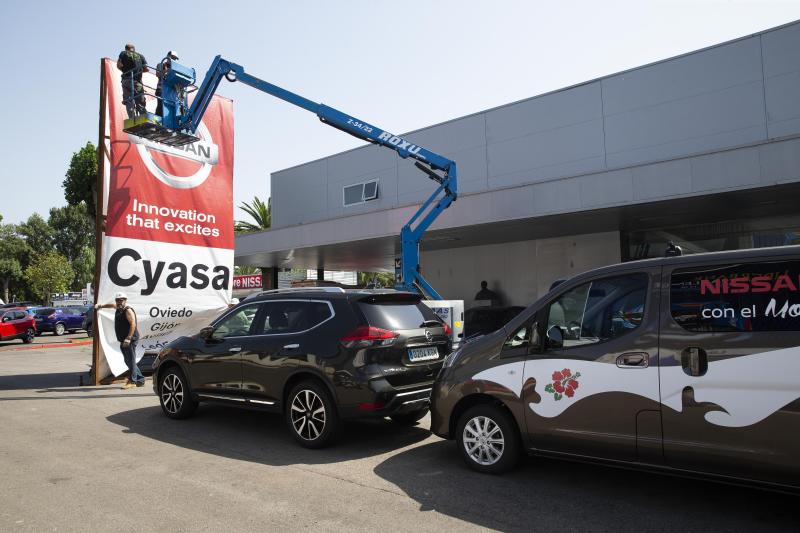 Presentación de expositores y últimos retoques. La jornada previa a la inauguración de la 62 Feria Internacional de Muestras de Gijón es frenética en el recinto ferial Luis Adaro. No obstante, varias entidades han hecho un alto para presentar sus expositores. Es el caso de los ayuntamientos de Gijón y Oviedo, Liberbank o EdP. 