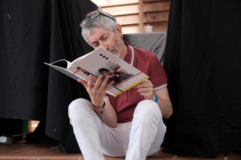 El festival gijonés combate la ola de calor con una 'pool party' en el camping de Deva amenizada por varios dj's.