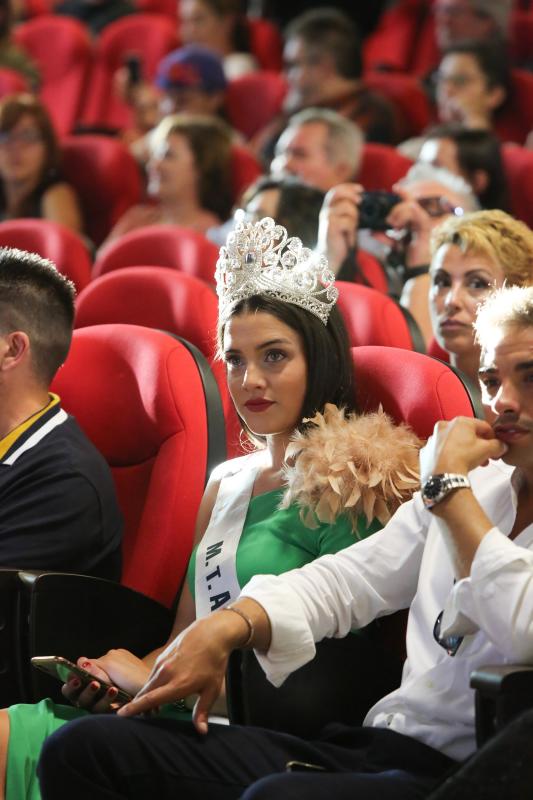 La avilesina Sara Laso se corona Miss Turismo Asturias en una gala celebrada en el pabellón de exposiciones de La Magdalena