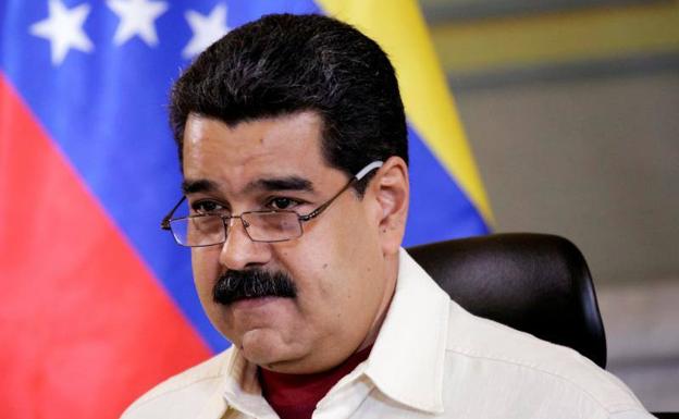 Maduro es evacuado durante un acto por un supuesto atentado