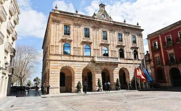 La oposición reclama un Pleno sobre la relación de Gijón con la trama del 'caso Enredadera'
