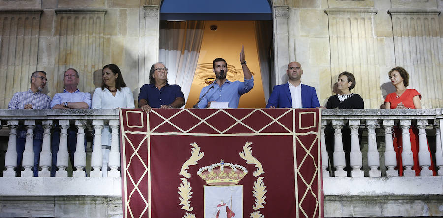 El piragüista olímpico se agarró al micrófono con un inmenso agradecimiento en la garganta y una expresiva y expresa invitación a la fiesta