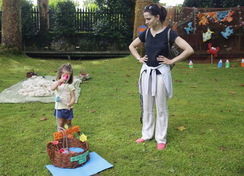 El jardín gijonés estuvo repleto de niños disfrutando de todas las actividades destinadas a ellos con motivo de la Semana Grande.