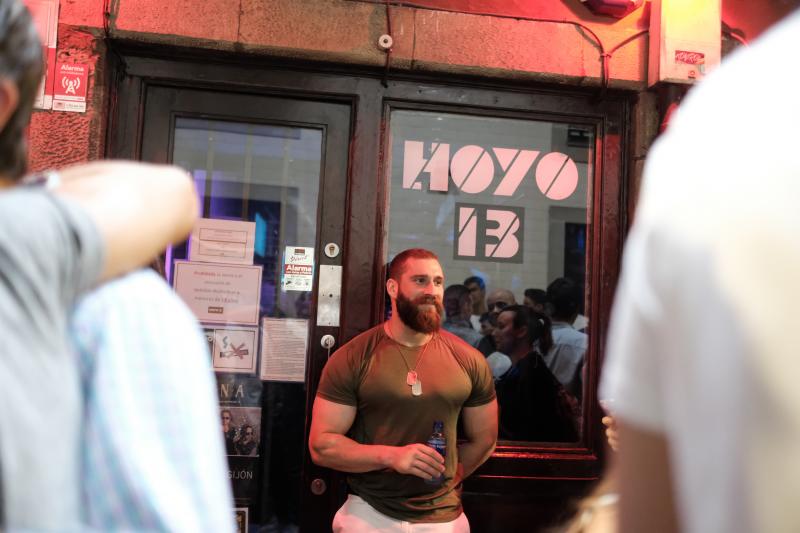 Miles de gijoneses y visitantes disfrutaron de una noche de fiesta con el gran espectáculo de los Fuegos como protagonista