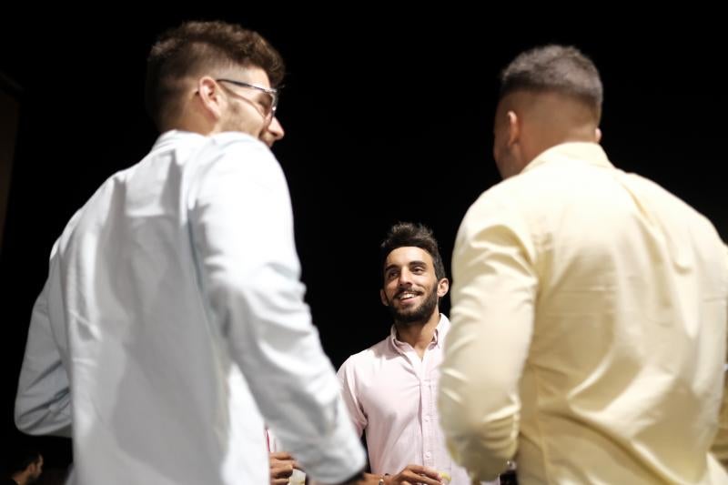 Miles de gijoneses y visitantes disfrutaron de una noche de fiesta con el gran espectáculo de los Fuegos como protagonista