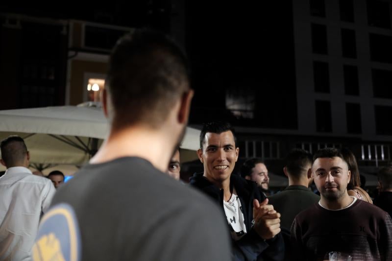 Miles de gijoneses y visitantes disfrutaron de una noche de fiesta con el gran espectáculo de los Fuegos como protagonista