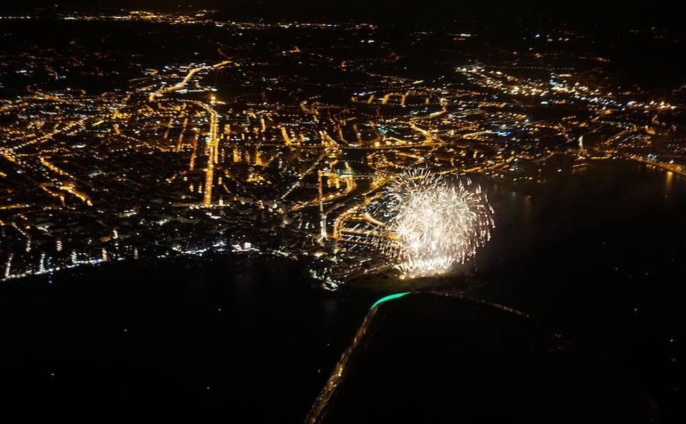 Los Fuegos de Begoña vistos desde el aire.
