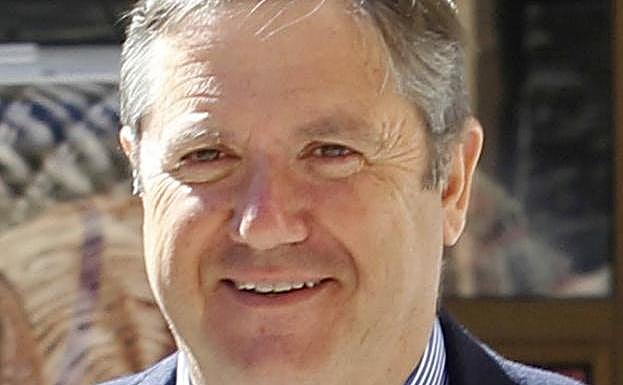 El equipo de gobierno retira al exjefe de la Policía Local dos contratos de tráfico 