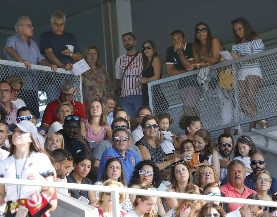 La última jornada del CSIO Gijón ha congregado a miles de seguidores en el complejo de Las Mestas, animados por un día de pleno verano. 