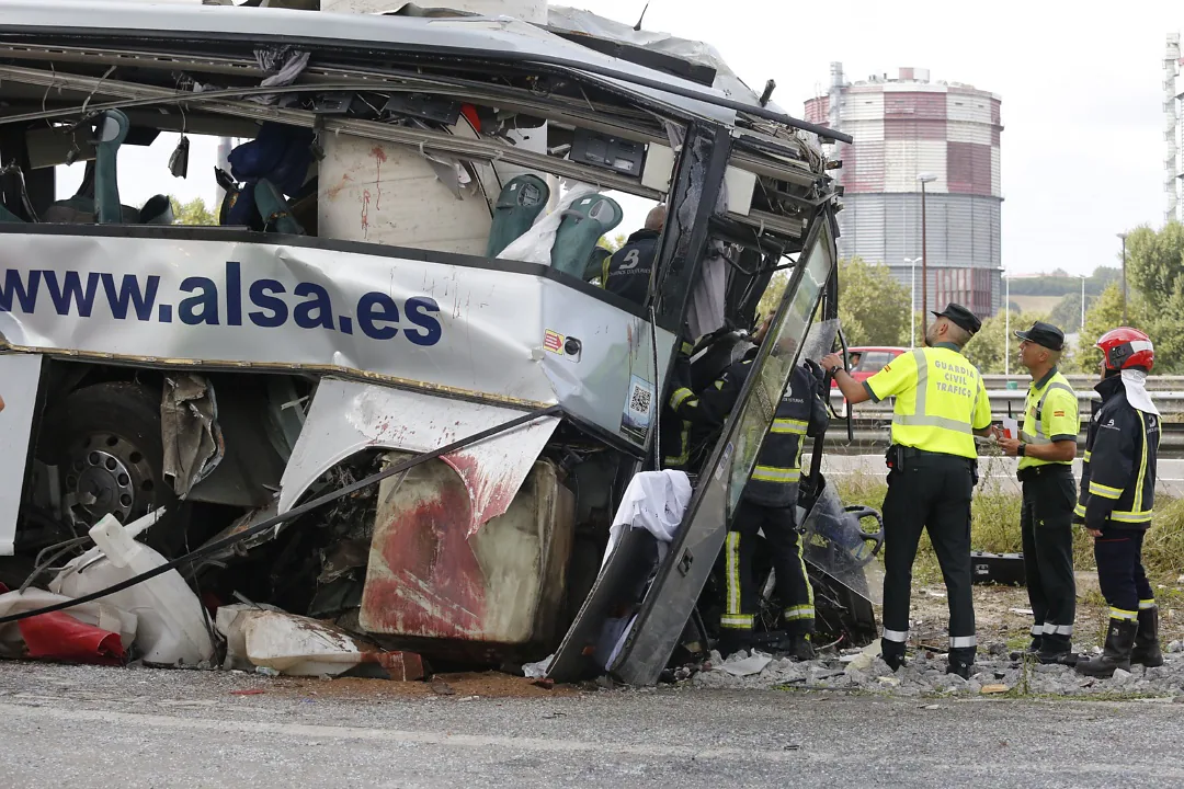 El vehículo impactó contra uno de los pilares de los nuevos accesos al PEPA