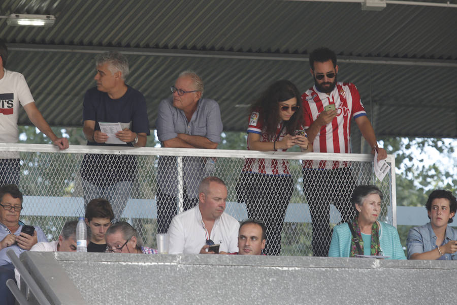 La última jornada del CSIO Gijón ha congregado a miles de seguidores en el complejo de Las Mestas, animados por un día de pleno verano. 