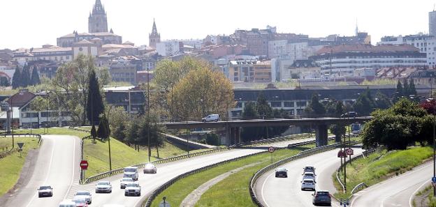 La transformación de la entrada a Oviedo ante Santullano prevé modificar la trayectoria del colector Sur. 