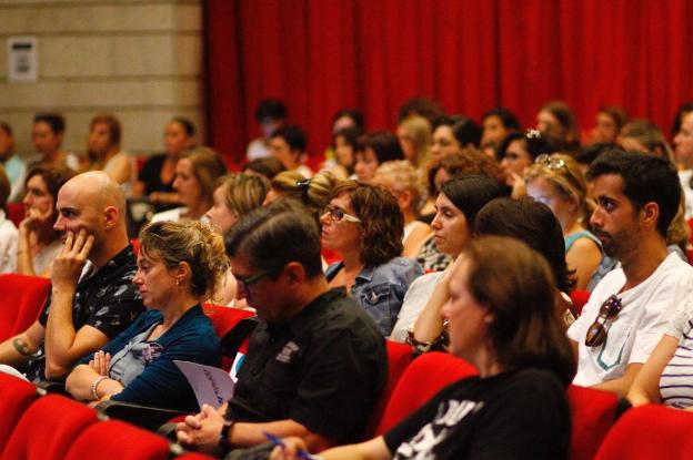 Acto de la Jornada de Competencias Steam en la Casa de Cultura de Avilés, en la que se anunciaron las visitas guiadas. 