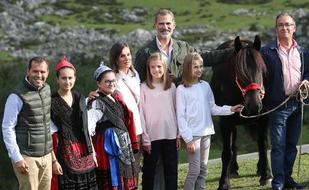 La Princesa de Asturias, en Covadonga | «Fue una enorme emoción ver a los Reyes y sus hijas llegar a Covadonga»