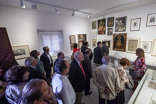 Exposición 'La religiosidad en la casa' en la capilla de la casa de los González de la Vega. 