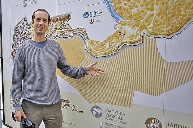 Carlos García-Verdugo, en el Jardín Botánico . 