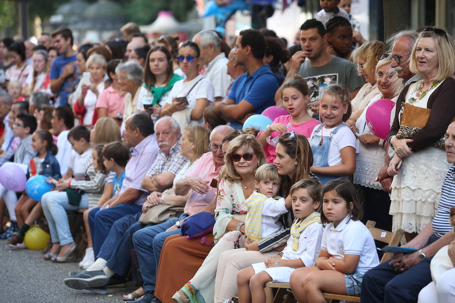 Fotos: ¿Estuviste en el desfile del Día de América en Asturias 2018? ¡Búscate!