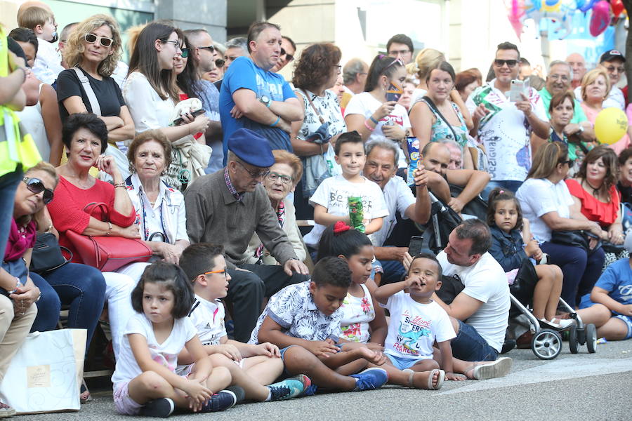 Fotos: ¿Estuviste en el desfile del Día de América en Asturias 2018? ¡Búscate!