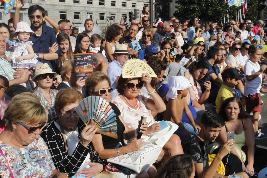 Fotos: ¿Estuviste en el desfile del Día de América en Asturias 2018? ¡Búscate!