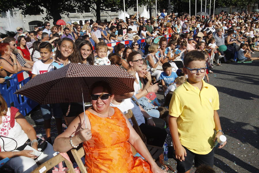 Fotos: ¿Estuviste en el desfile del Día de América en Asturias 2018? ¡Búscate!